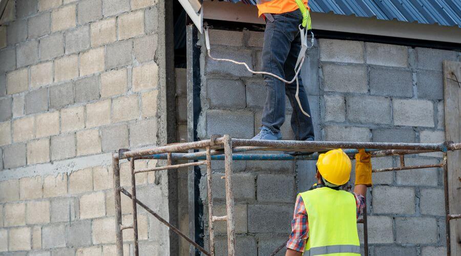 Professional gutter cleaning in Sunland Park, NM